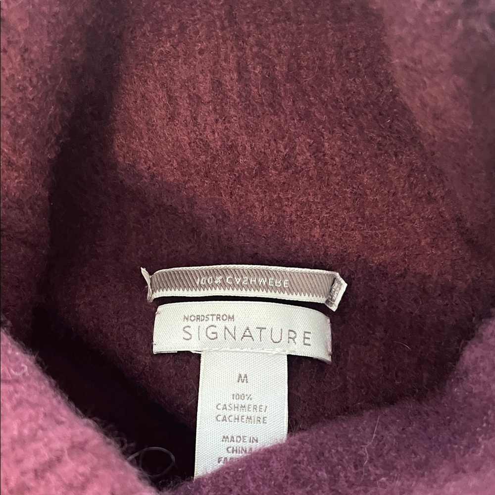 Nordstrom Signature Purple Cashmere Sweater 100%